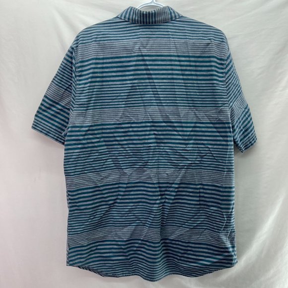 The North Face Men's Striped Button Up Shirt - XL - Picture 2 of 6
